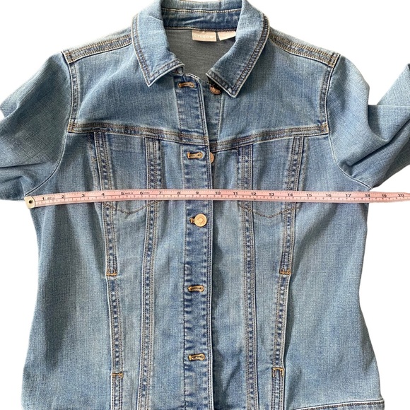 Chico’s Light Wash Jean Jacket Small 4-6 - Picture 12 of 13